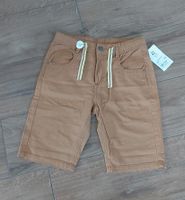 Neu Jungen Shorts kurze Stoff Hose braun Gr 152 Bund verstellbar Niedersachsen - Walsrode Vorschau