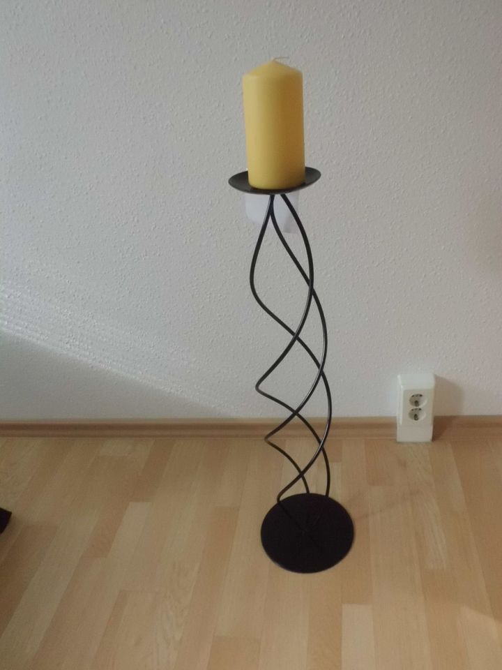 Kerzenständer (schwarz, Metall, 75 cm) in Berlin