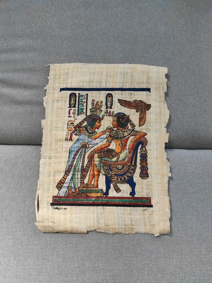 Ägyptisches Gemälde . Ägyptische Malerei auf Papyrus handgemalt in Lohne (Oldenburg)