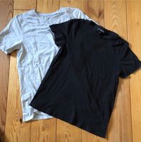 2 T-Shirts 158/164 H&M und Vögele wie neu 2,50€ grau schwarz Hessen - Marburg Vorschau