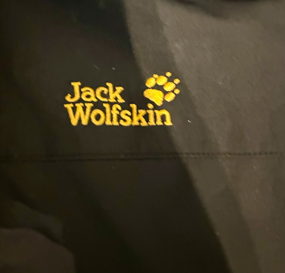 Jack Wolfskin Jacke in Essen