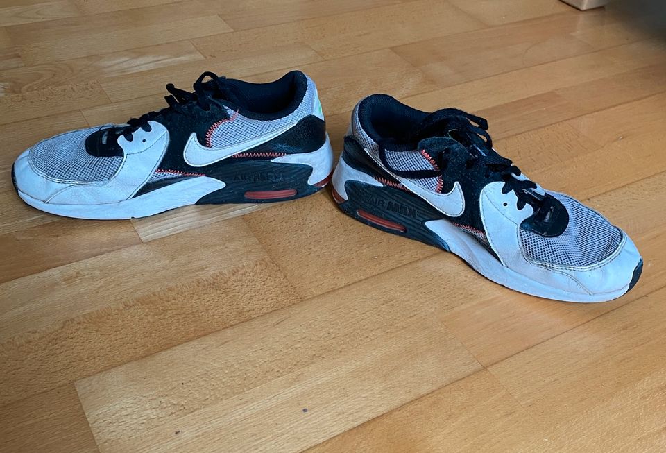 Nike Sneakers AIR MAX EXCEE, Gr. 38,5 in Nürnberg (Mittelfr)