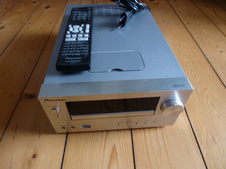 Pioneer XC HM 70 S  Microanlage / CD, silber, Fernbedienung in Mülheim (Ruhr)