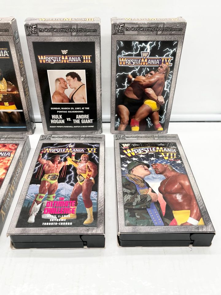 WWF/WWE Wrestling VHS/DVD Konvolut Wrestlemania 1,3,4,5,6,7 in Filderstadt