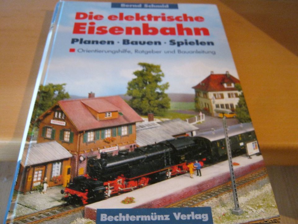 Die elektrische Eisenbahn Planen-Bauen-Spielen in Kirchlengern