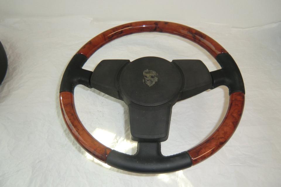 Holzlenkrad Porsche 911 924 928 930 944 964 Lederlenkrad in Gelsenkirchen