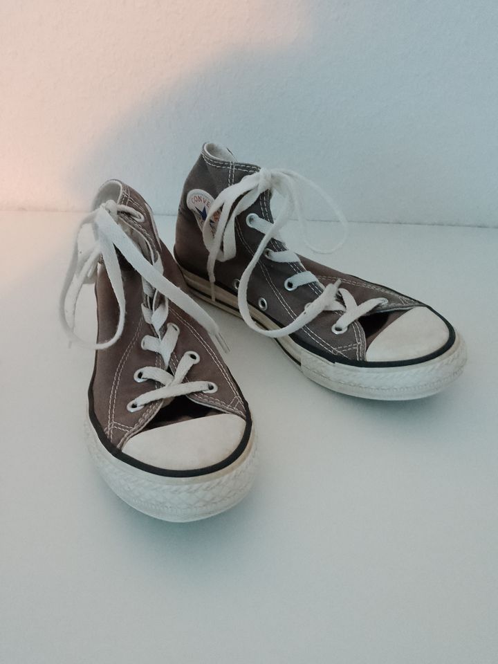Converse Chucks Gr. 33 grau wenig getragen Sneaker in Velbert