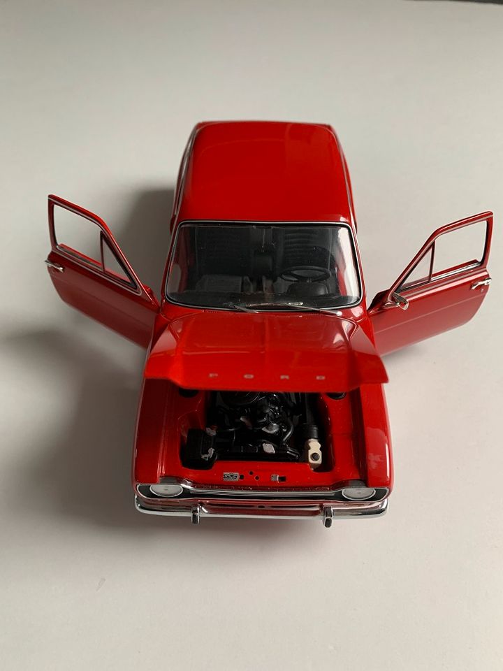 Minichamps Ford Escort 1, 1:18 in Bergisch Gladbach