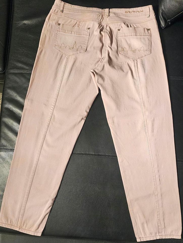 Neue ungetragene Sportalm Hose in Flieder/Rose in Größe 48 in Großhansdorf