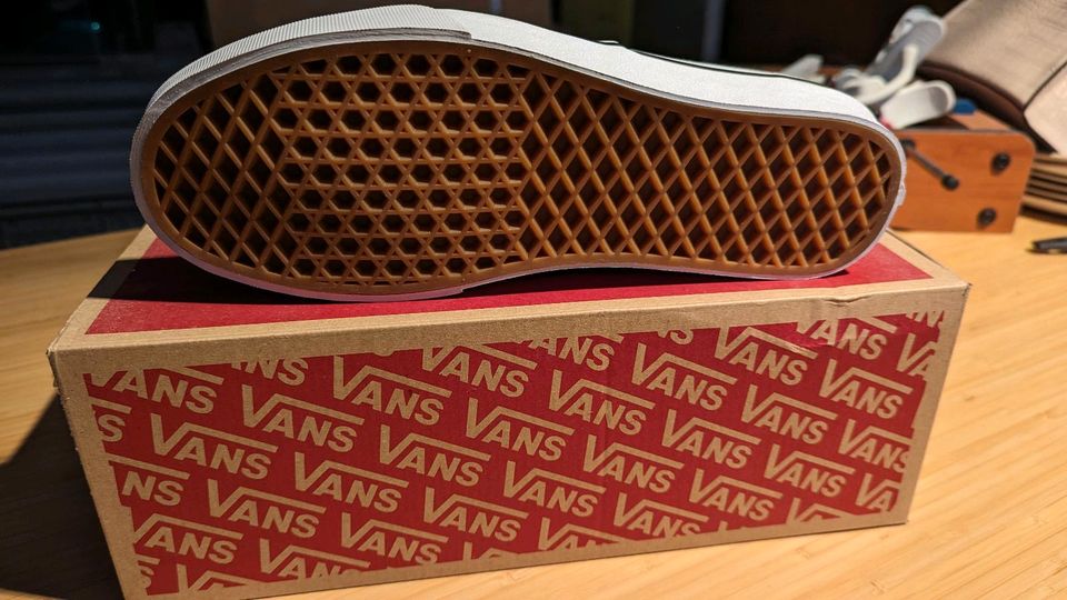 [Neu] Vans Authentic Hellblau 42 EU in Nürnberg (Mittelfr)