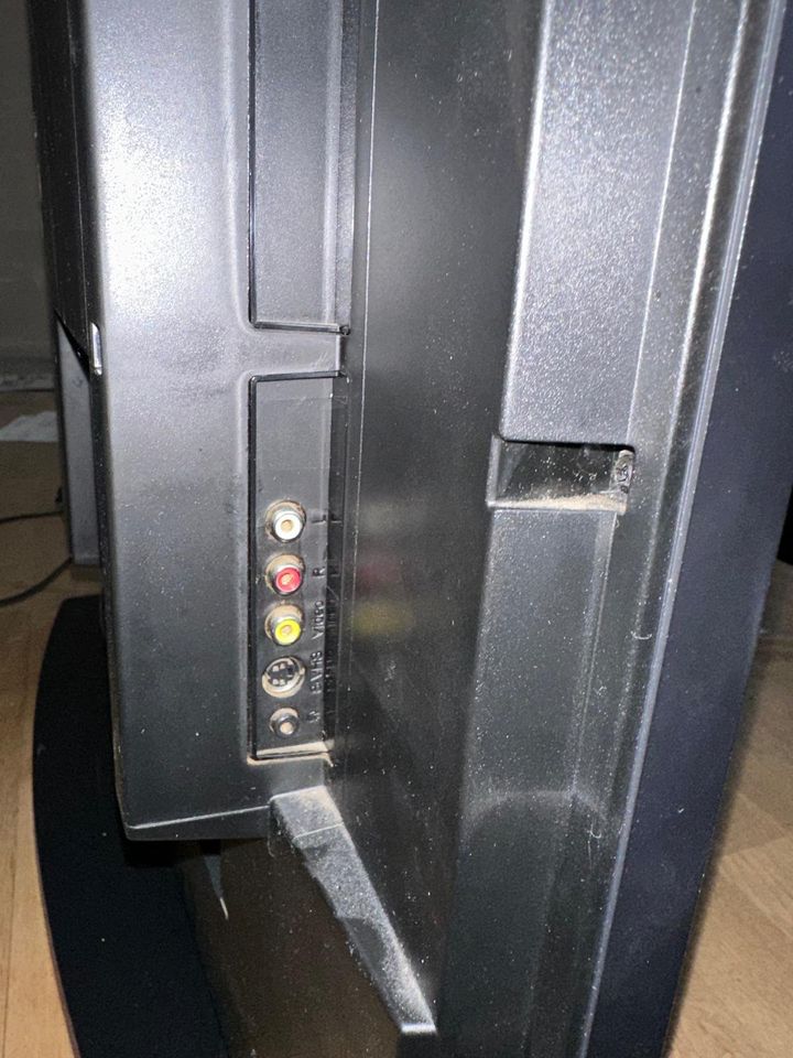 Grundig 32 GLX 6052   Gebraucht 32 Zoll in Mülheim (Ruhr)