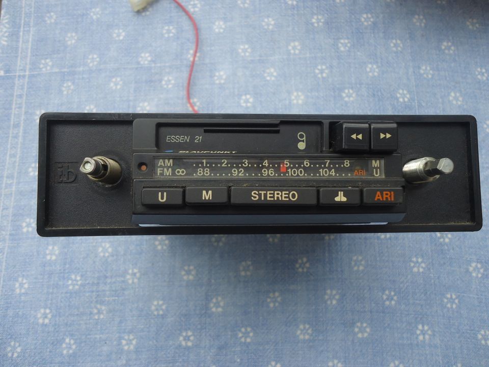 3 Oldtimer Blaupunkt Autoradios alte Auto-Radio-Kassette/CD in Babensham