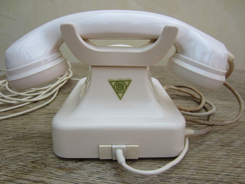 antikes Telefon W48 elfenbein , Baujahr 1961 , Bj. 61 in Kamp-Lintfort