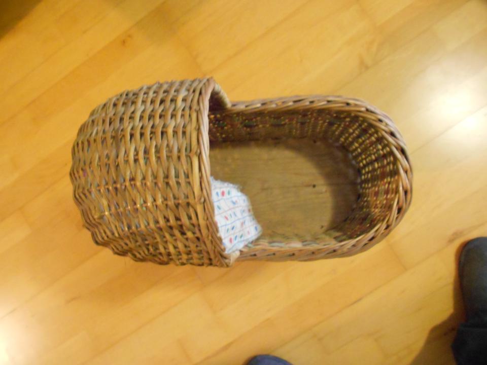 Puppenwagen, korbpuppenwagen, Korbwagen retro, Rattan 50ger Jahre in Bad Tölz