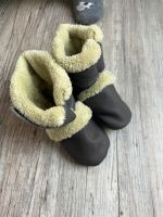 Lederpuschen Kunst Fell 20/21 Krabbelschuhe winterschuhe baby Berlin - Schöneberg Vorschau