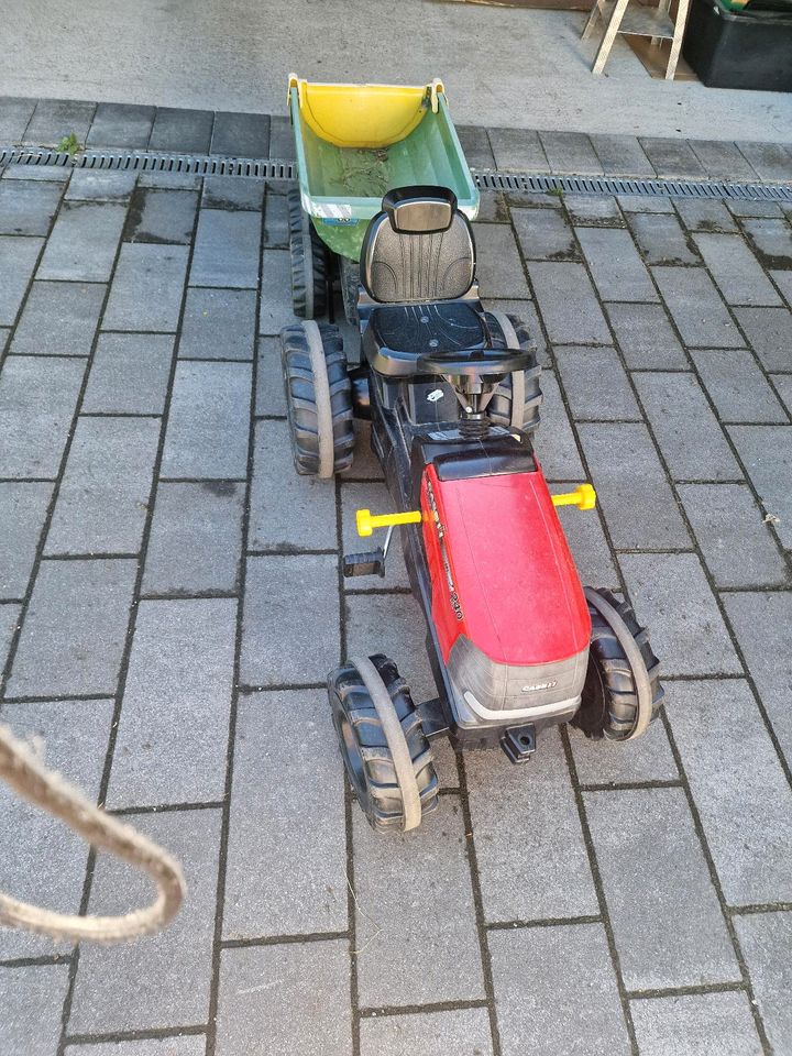 Tretbulldog Trettraktor Case mit Anhänger in Bad Aibling