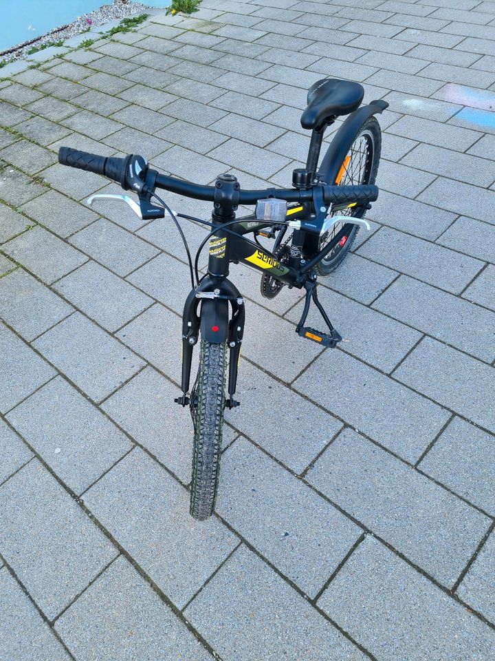 Kinderfahrrad 20 Zoll (Junge) in Waldkraiburg