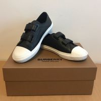 Original Burberry Kinder Sneaker schwarz Gr. 34 Berlin - Wilmersdorf Vorschau