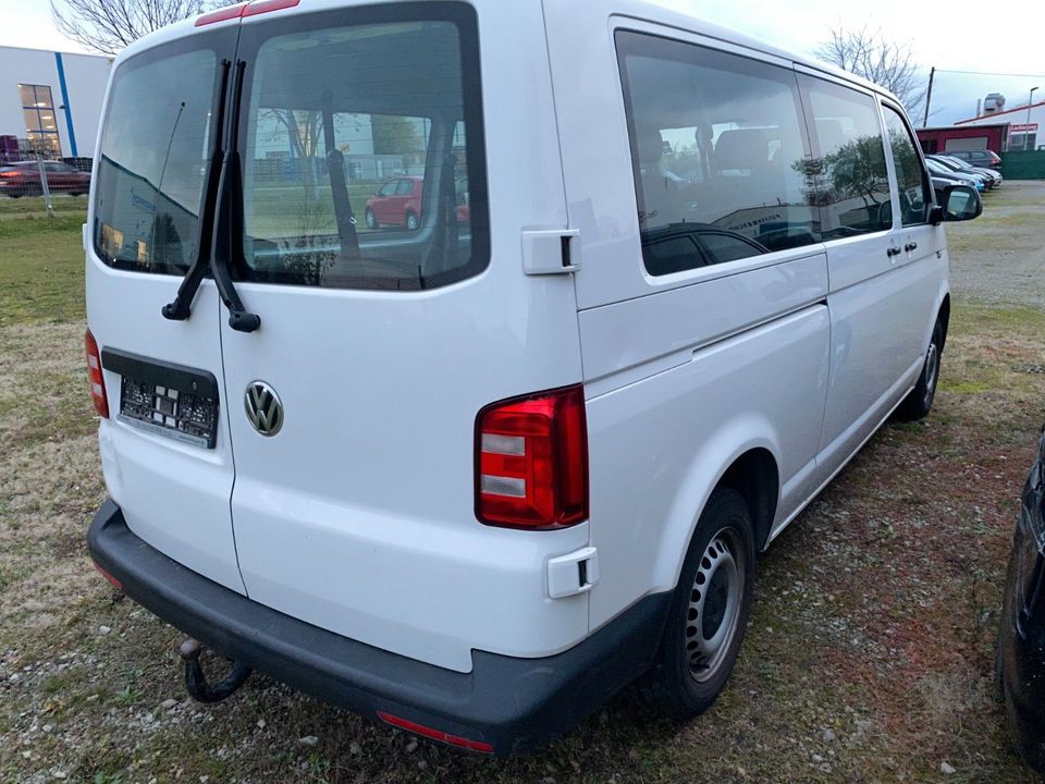 Volkswagen T6 Transporter  Kombi lang 9 Sitze in Sömmerda