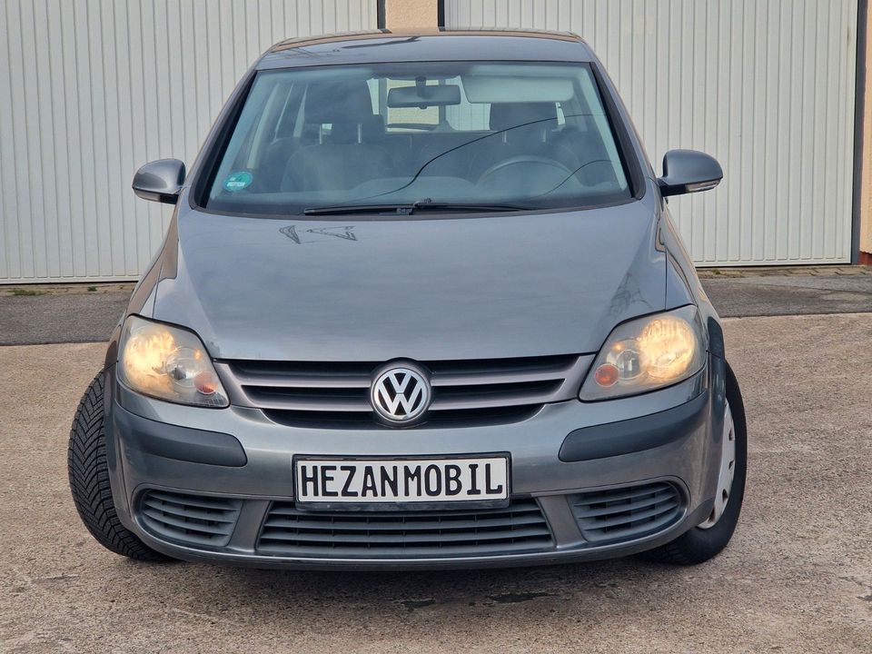 Volkswagen Golf Plus 1.9 TDI TÜV NEU in Hameln