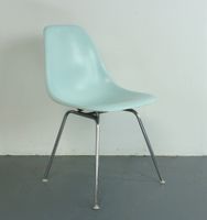 1 von 8 HBase / Gestelle für den Eames Fiberglas-Chair. Vitra. Berlin - Mitte Vorschau