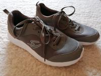 Gr. 41 Sportschuhe Turnschuhe Hallenschuhe Sneakers Halbschuhe Nordrhein-Westfalen - Dorsten Vorschau