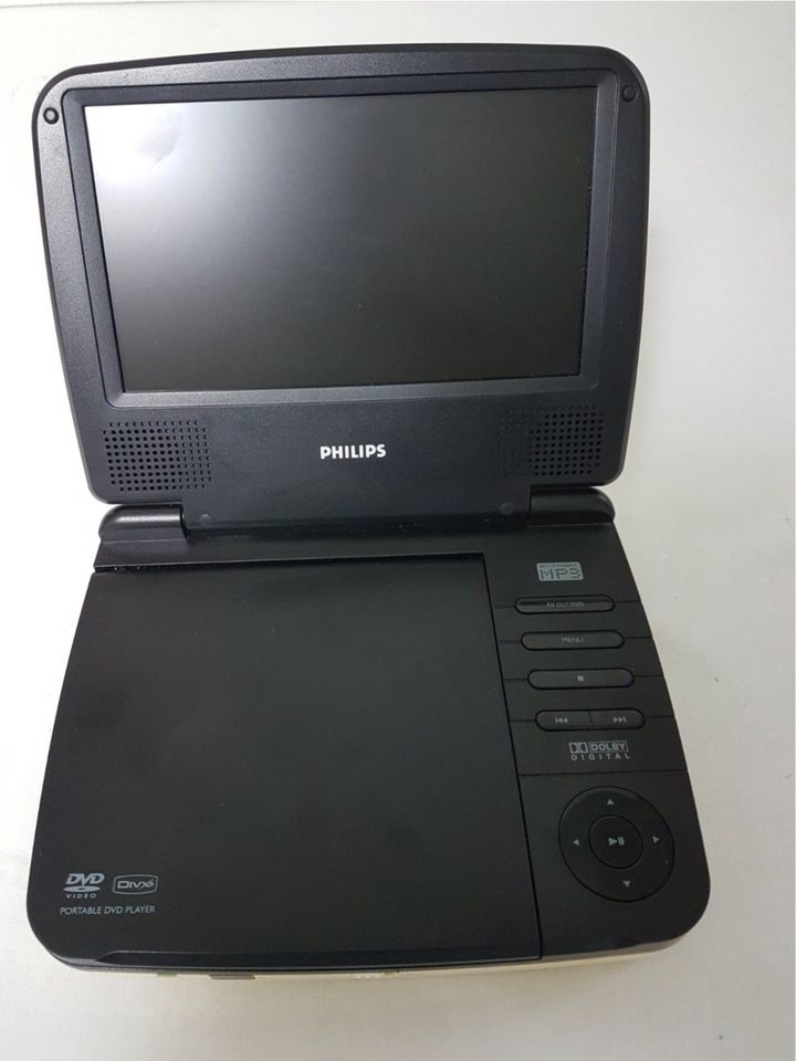 PHILIPS Portable DVD Player, Netzteil, Kopfhörer, gebraucht in Würzburg