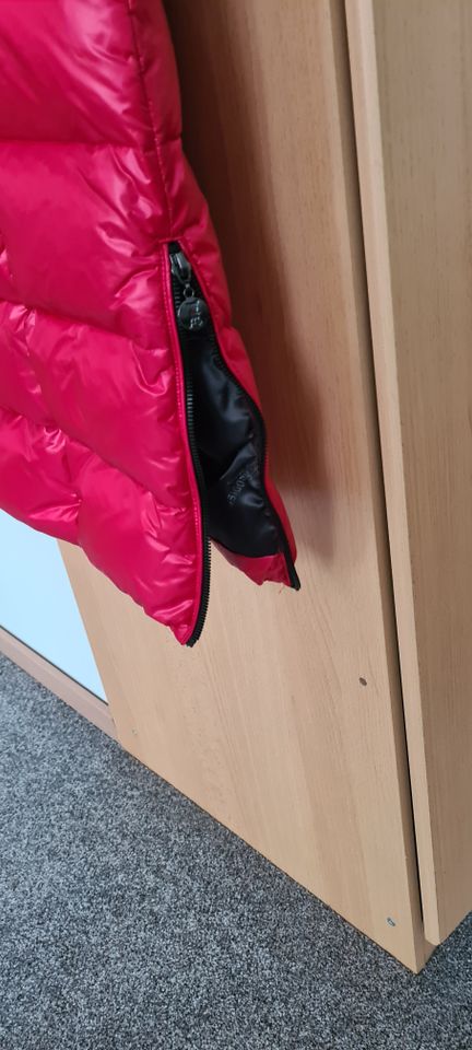 Frieda und Freddies Daunen Mantel Jacke rot in Größe 44 in Hamm
