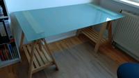 Ikea Schreibtisch, Glassplatte mit Hocker Niedersachsen - Sickte Vorschau