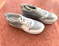 Tom Tailor Sneaker / Turnschuhe Größe 42 weiß-silber Thüringen - Liebenstein Vorschau