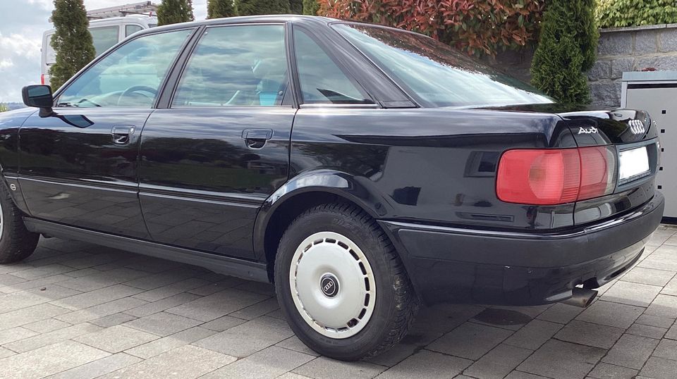 Audi 80 B4 EZ 1992 schwarz / Oldtimer Zulassungsfähig in Windorf