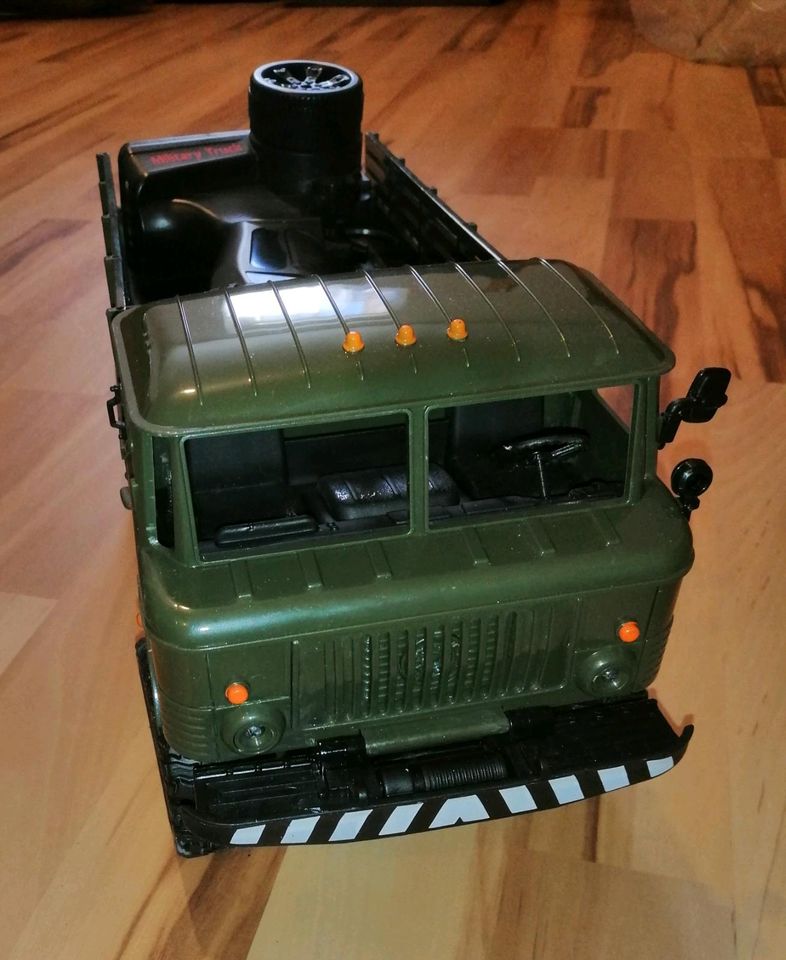 1:16 RC Militär Armee LKW Truck 2,4Ghz in Albbruck