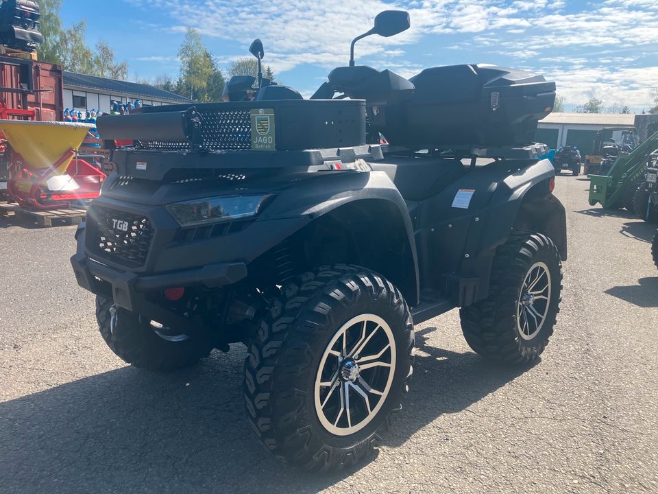 ATV QUAD TGB BLADE 600 wie neu mit Schneeschild + Koffer in Lichtenberg/Erzgebirge