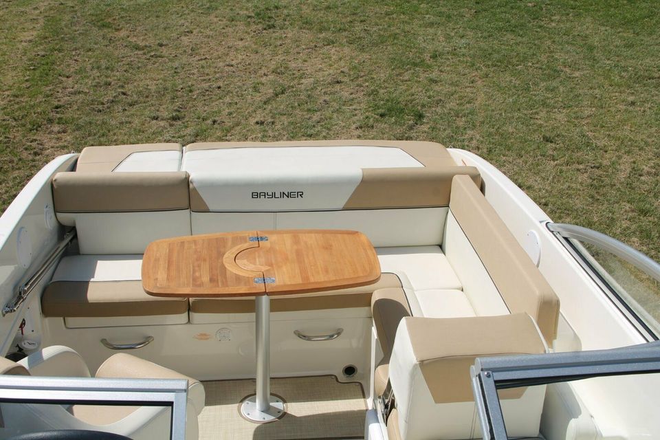 Sportboot Motorboot Boot Bayliner 642 auf Trailer Mieten/Chartern in Dischingen