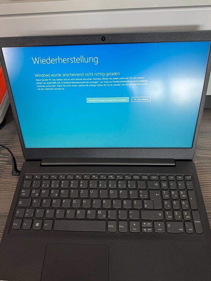 Notebook von Lenovo 35cm diagonal in Ronnenberg