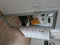 Toller Spiegel, Ikea, Metallrahmen, 6,4 kg schwer, Wandspiegel Hessen - Gießen Vorschau