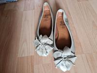 spanische Ballerinas, Leder, mit schöner Verzierung, Größe 36 Berlin - Schöneberg Vorschau