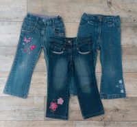 3 Mädchen Jeans blau dunkelblau Retro Vintage Blumen Stickerei Sachsen - Lengenfeld Vogtland Vorschau