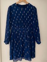 Sommerkleid mit silbernen Stickereien Stuttgart - Zuffenhausen Vorschau