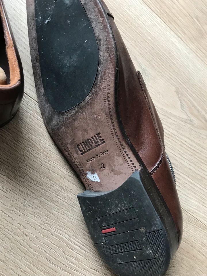 Schuhe für Anzug / Business Leder 43 / 42 braun in Mönchengladbach