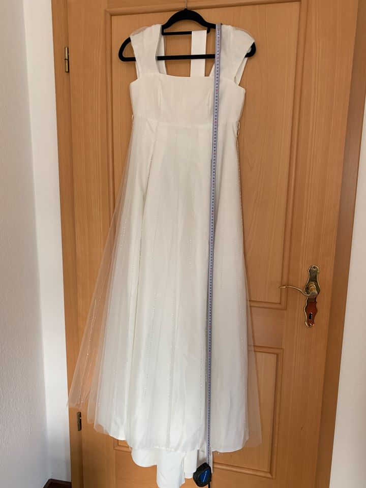 Brautkleid | Hochzeitskleid | Standesamt von Lilly | empire ivory in Simbach