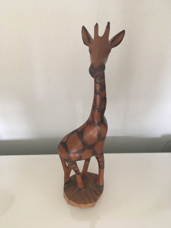Holzfigur Giraffe in Pforzheim