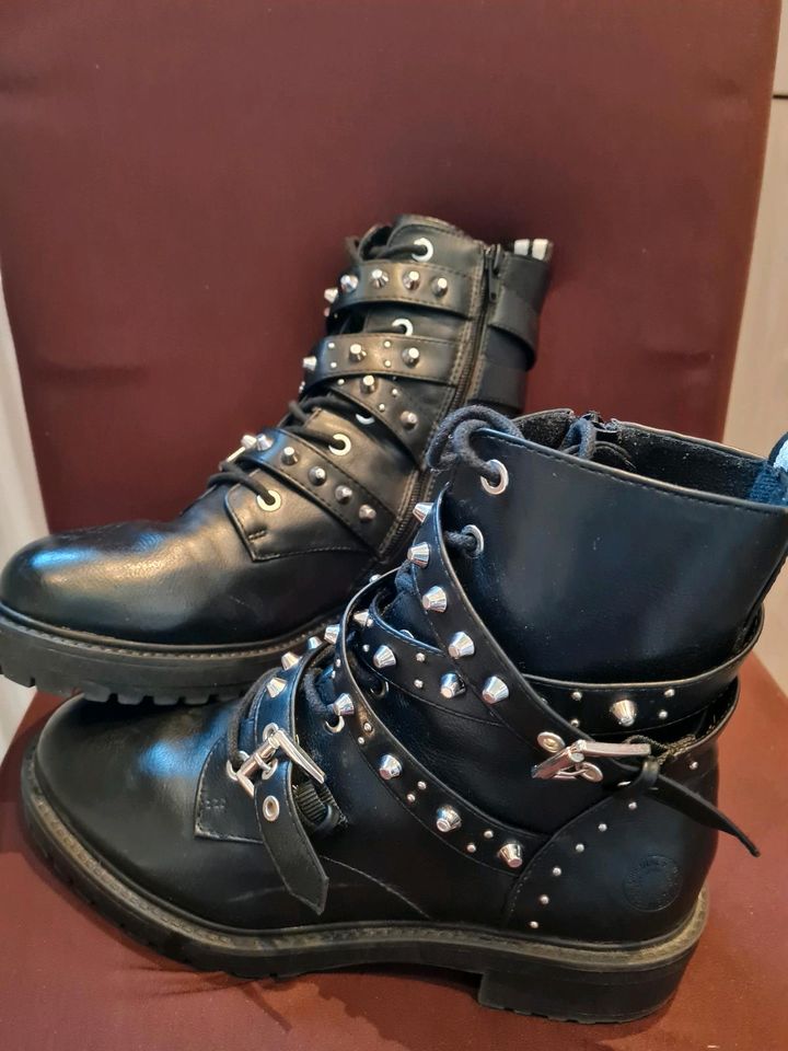 BB Foodwaer Stiefel Stiefeletten schwarz Größe 40 in Kleinmachnow