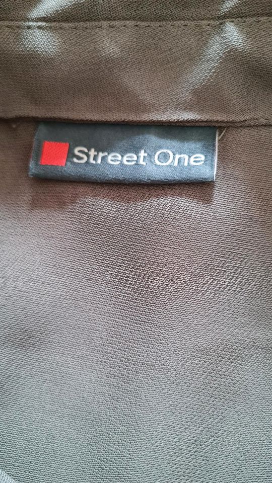 Street One Bluse 12€+Street One Leggings 19€+Kette 4€/32€ in Volkmarsen