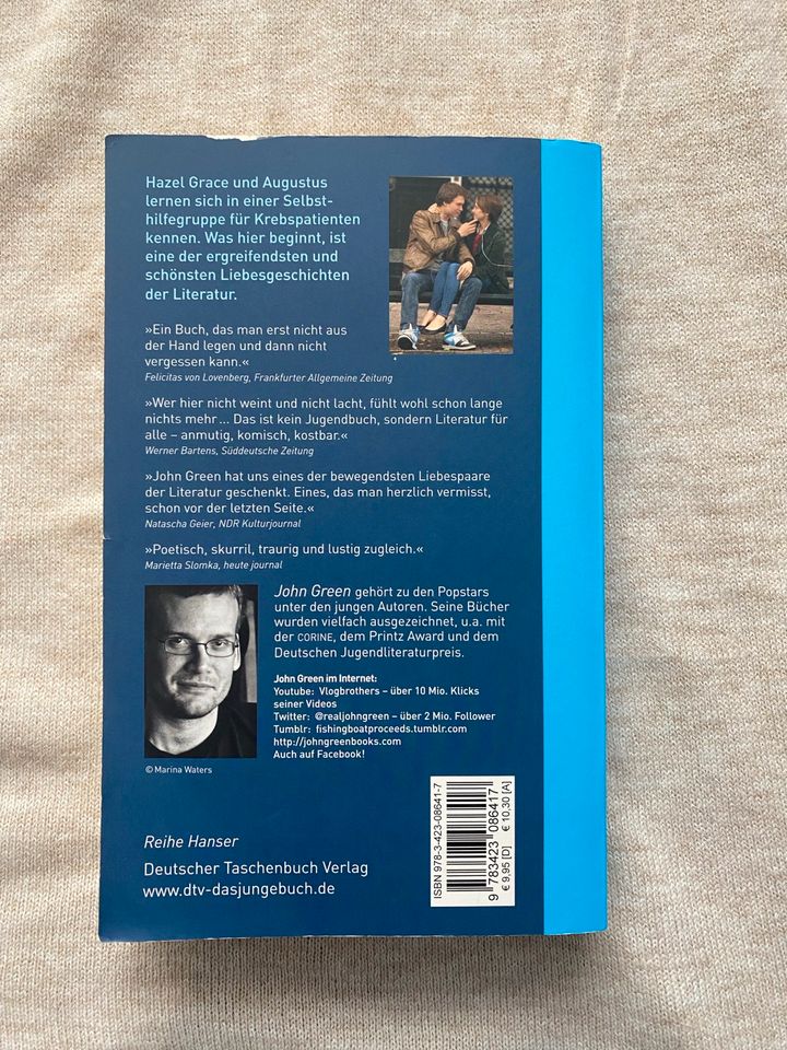 Das Schicksal ist ein mieser Verräter Buch John Green in Blaubeuren