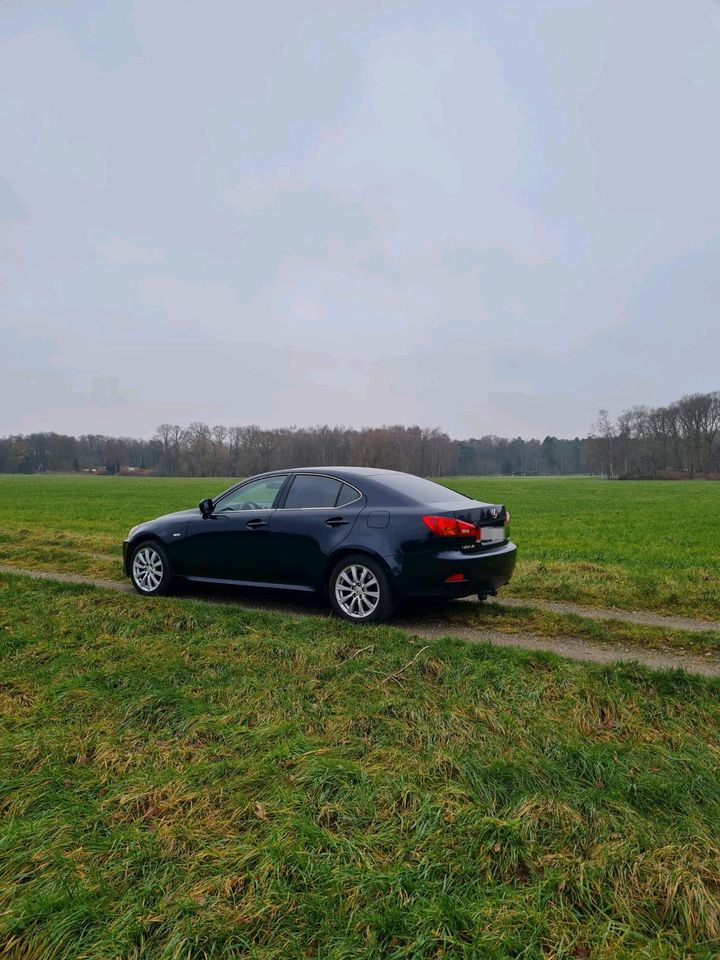 Lexus 220d in Rheine