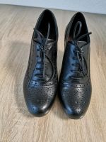 Tamaris Schnürhalbschuhe Leder Gr. 40 Stiefeletten Pumps wie neu Nordrhein-Westfalen - Solingen Vorschau