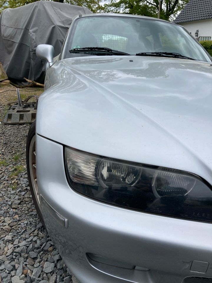 BMW z3 Coupé 3.0 silber in Köln