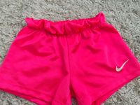 Nike Short 104-110 Frankfurt am Main - Ostend Vorschau