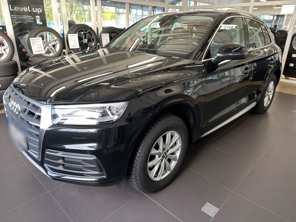 Audi Q5 2.0 TDI S tronic quattro sport *Leder*Navi* in Osterode am Harz